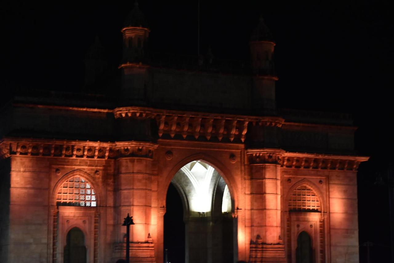 Bentleys Hotel Mumbai Luaran gambar