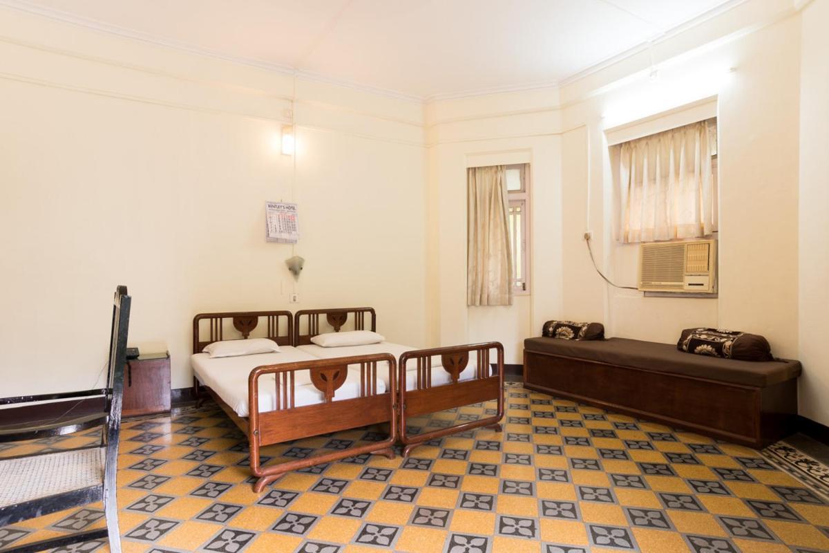 Bentleys Hotel Mumbai Luaran gambar