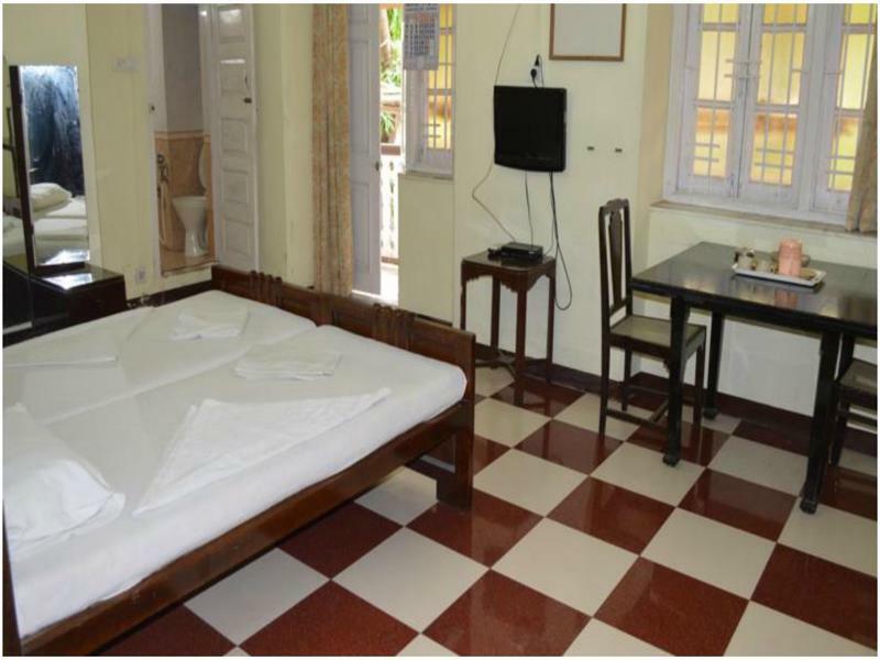 Bentleys Hotel Mumbai Luaran gambar